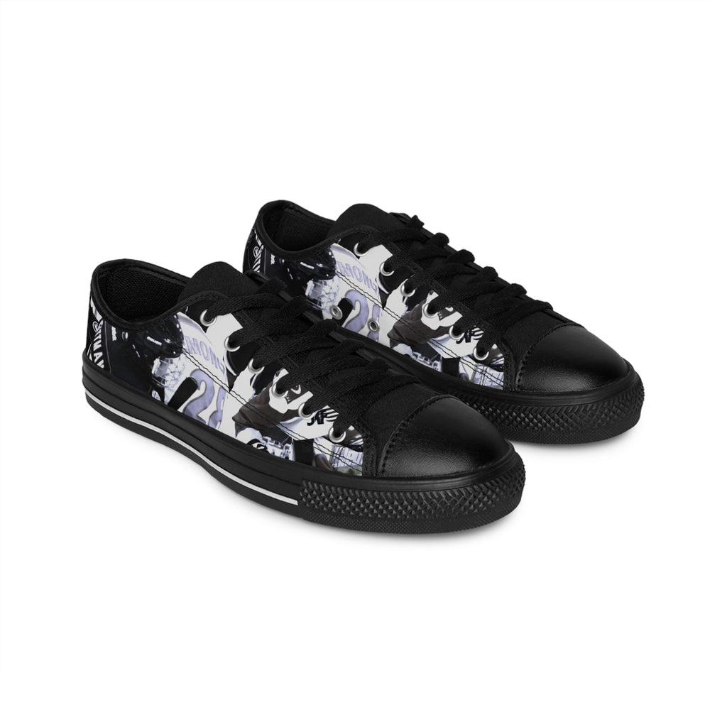 Women's Graphic Sneakers — Black Street Art Low-Top Shoes